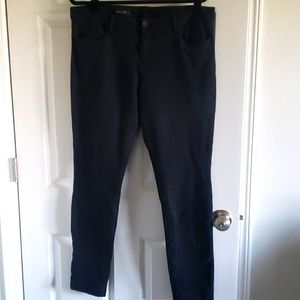 Kut from the Kloth Jennifer ultra skinny black jeans soft